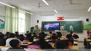 四川人北小学双语心理健康及性健康课《Protect our body》保护我们的身体
