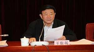 【2015两会 我在现场】全国人大常委会委员王佐书：制定防艾法 支持防艾公益组织