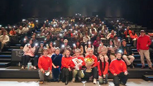 电影《青爱》在沪举办首映礼 一堂温情的防艾课在银幕开启