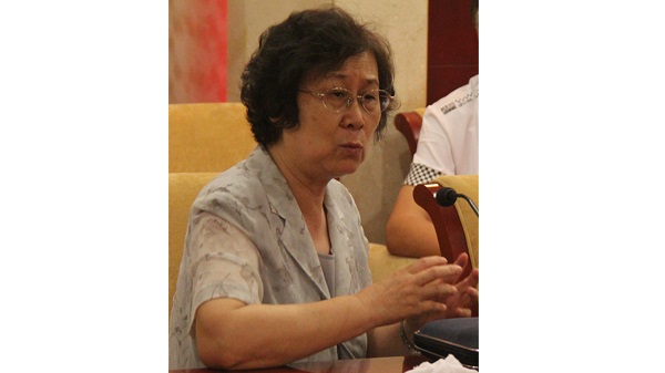 彭玉 中华慈善总会副会长、卫生部原副部长