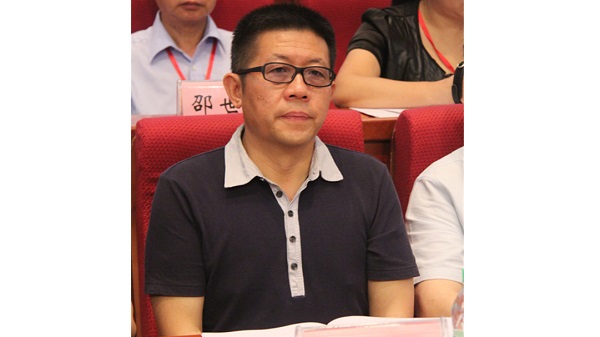 阎堃 民进云南省委会专职副主委