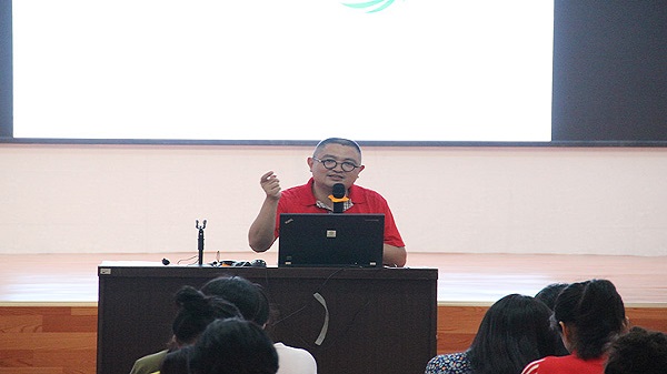 青爱工程共同发起人、办公室副主任李扁在培训结业仪式上的讲话