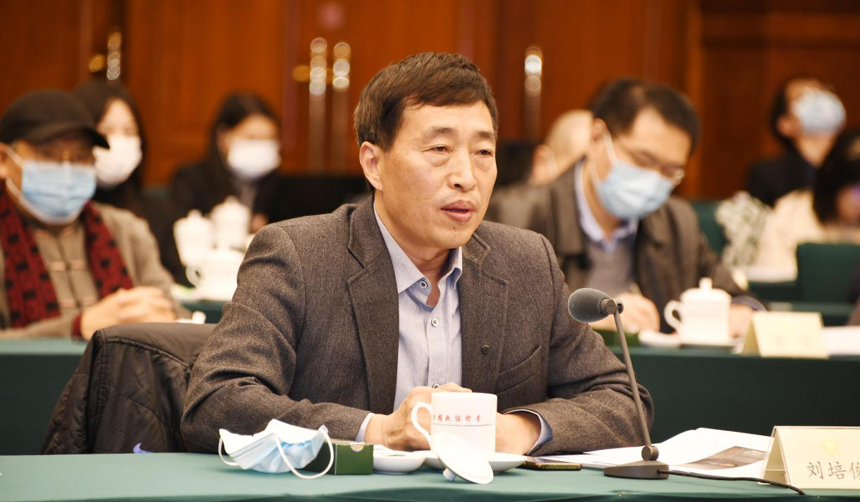 刘培俊：教育部体育卫生与艺术教育司副司长